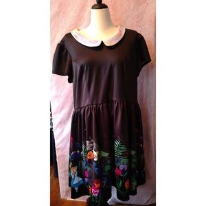 Torrid Alice in Wonderland dress size 4